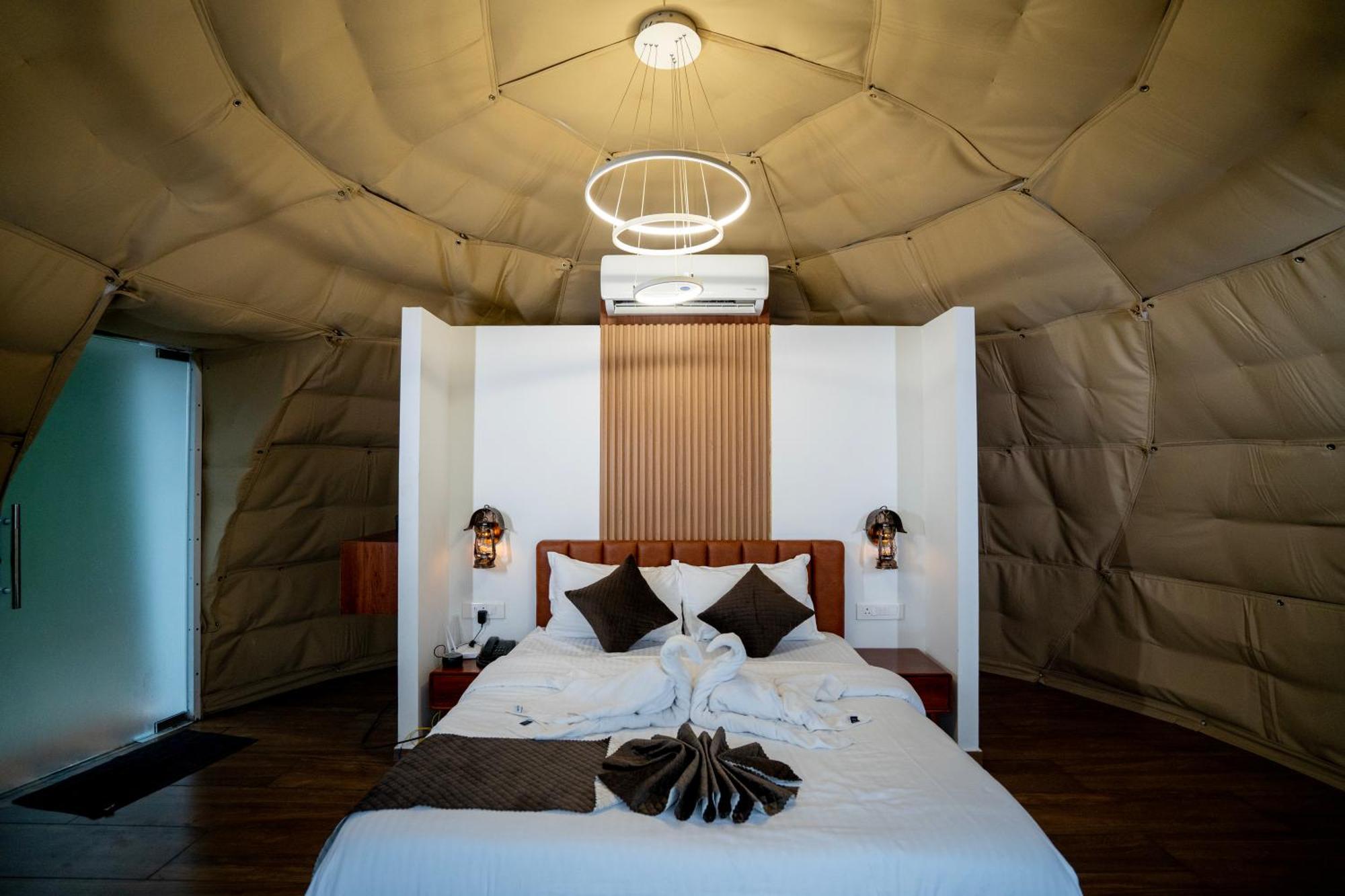 Karimb Resorts Vallikavungal Exteriér fotografie