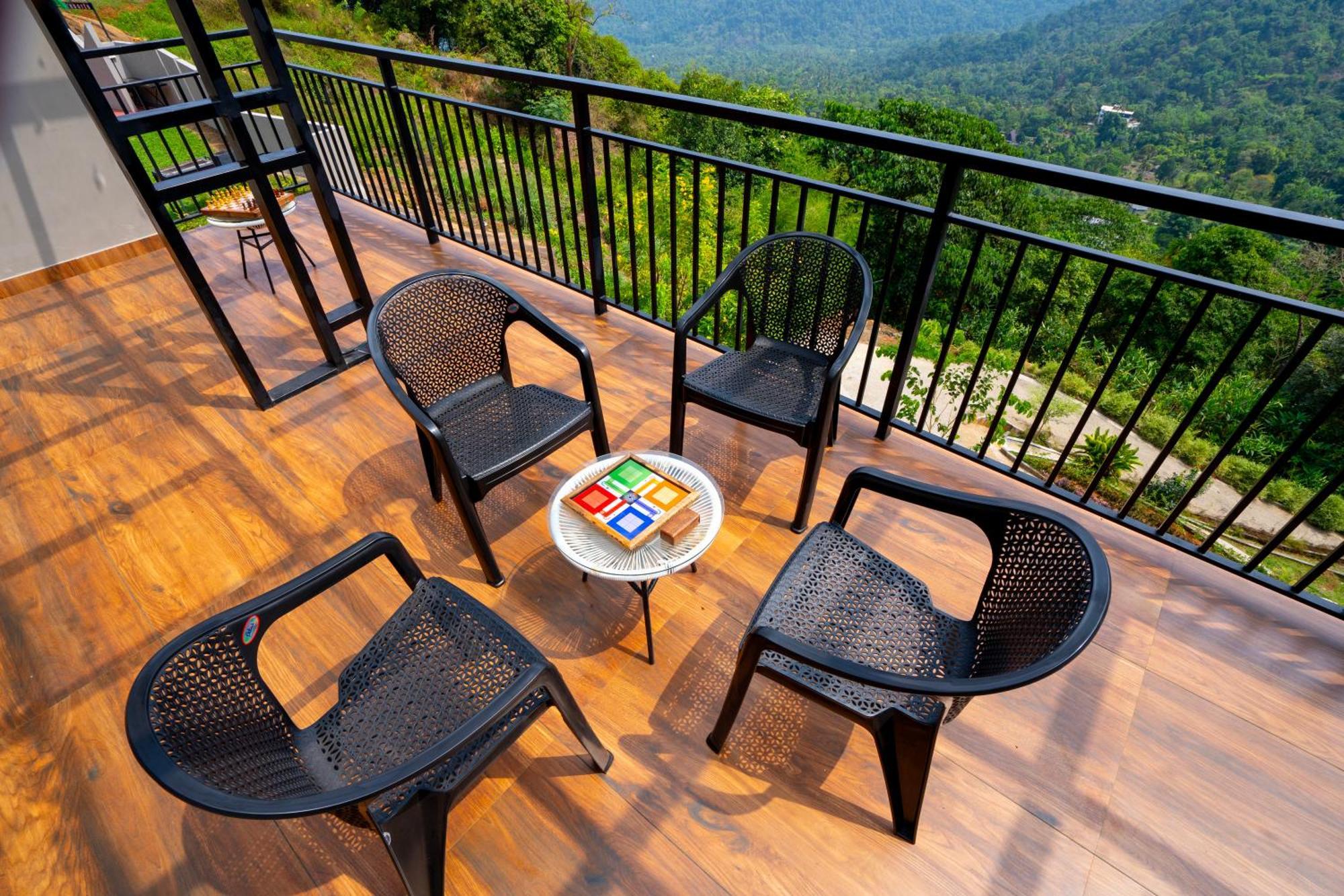 Karimb Resorts Vallikavungal Exteriér fotografie