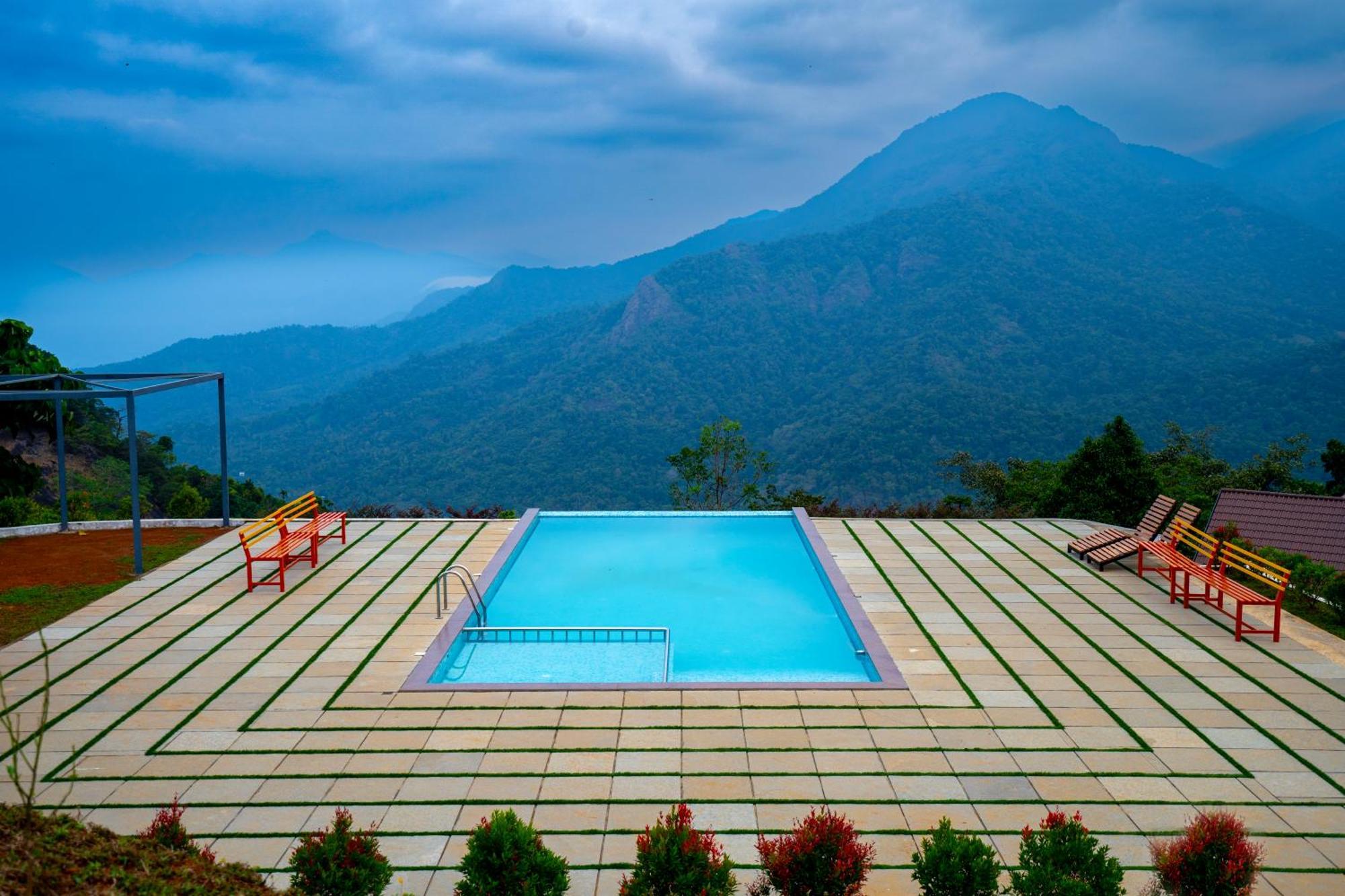 Karimb Resorts Vallikavungal Exteriér fotografie