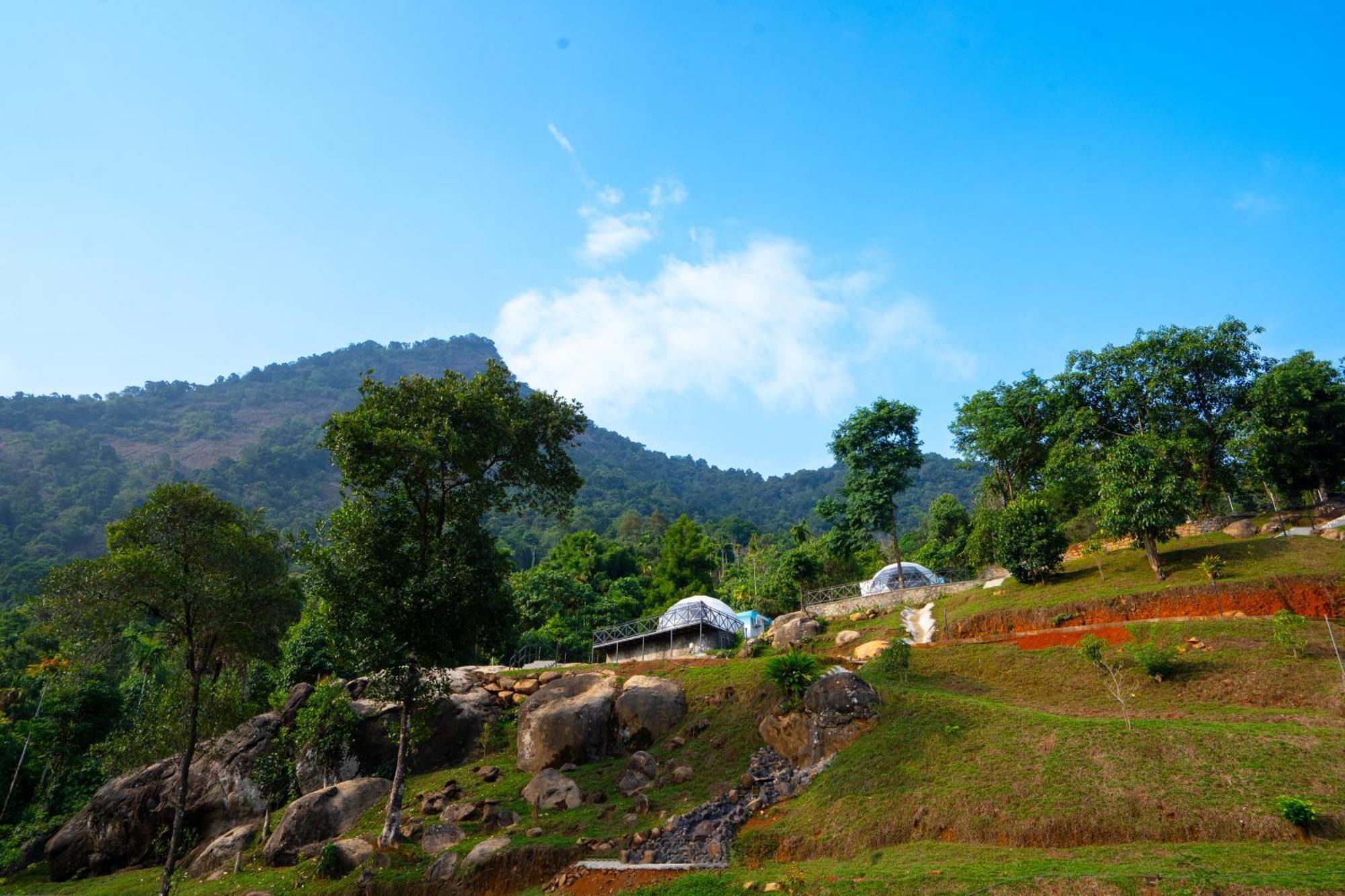 Karimb Resorts Vallikavungal Exteriér fotografie